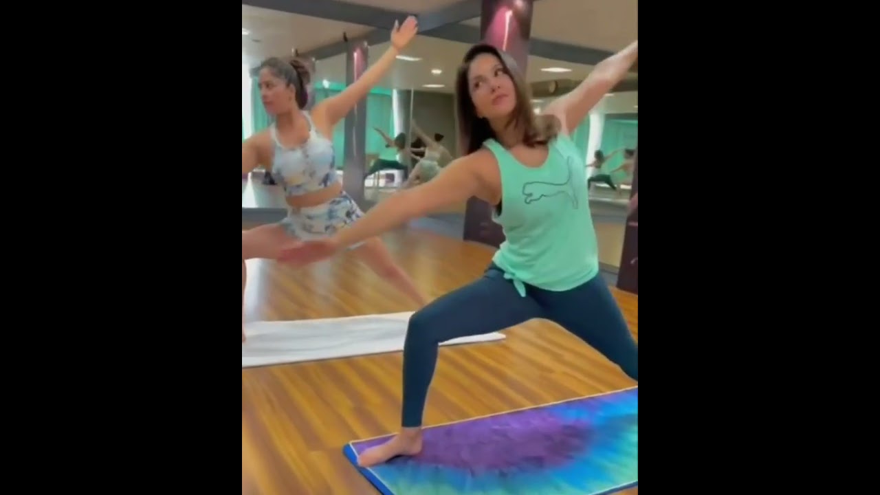 sunny leone workout