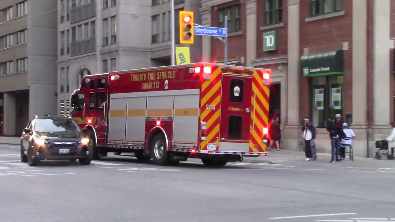 Toronto Fire S313 Responding