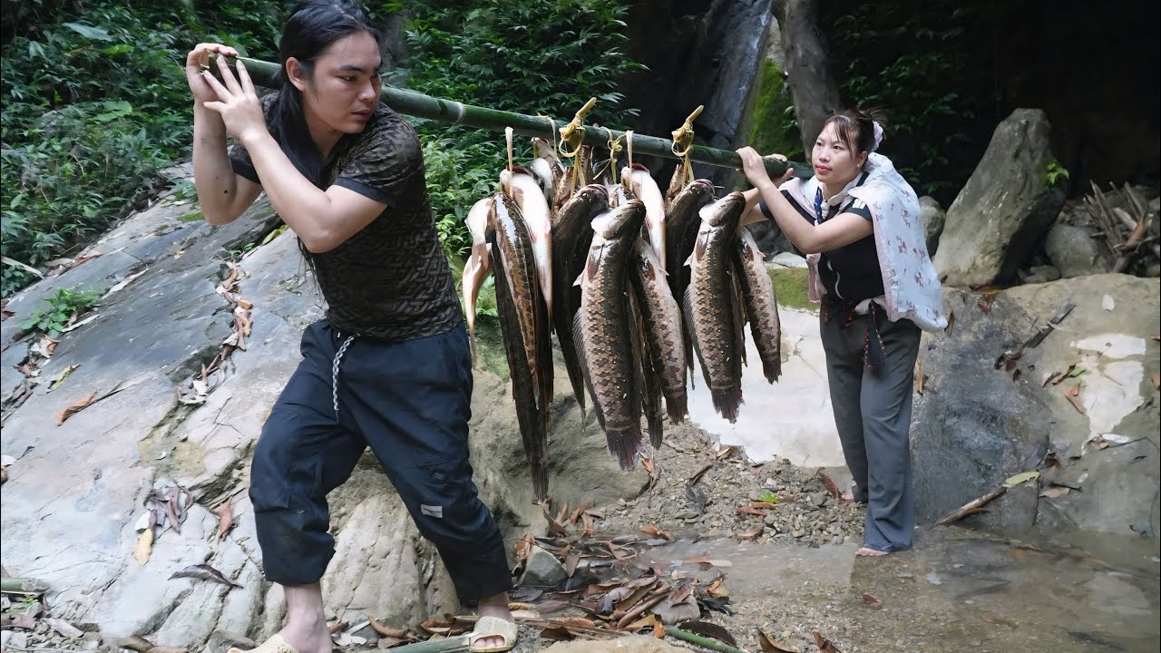 Venturing deep into the forest to catch giant stream fish is part of daily life on the farm,famliffe