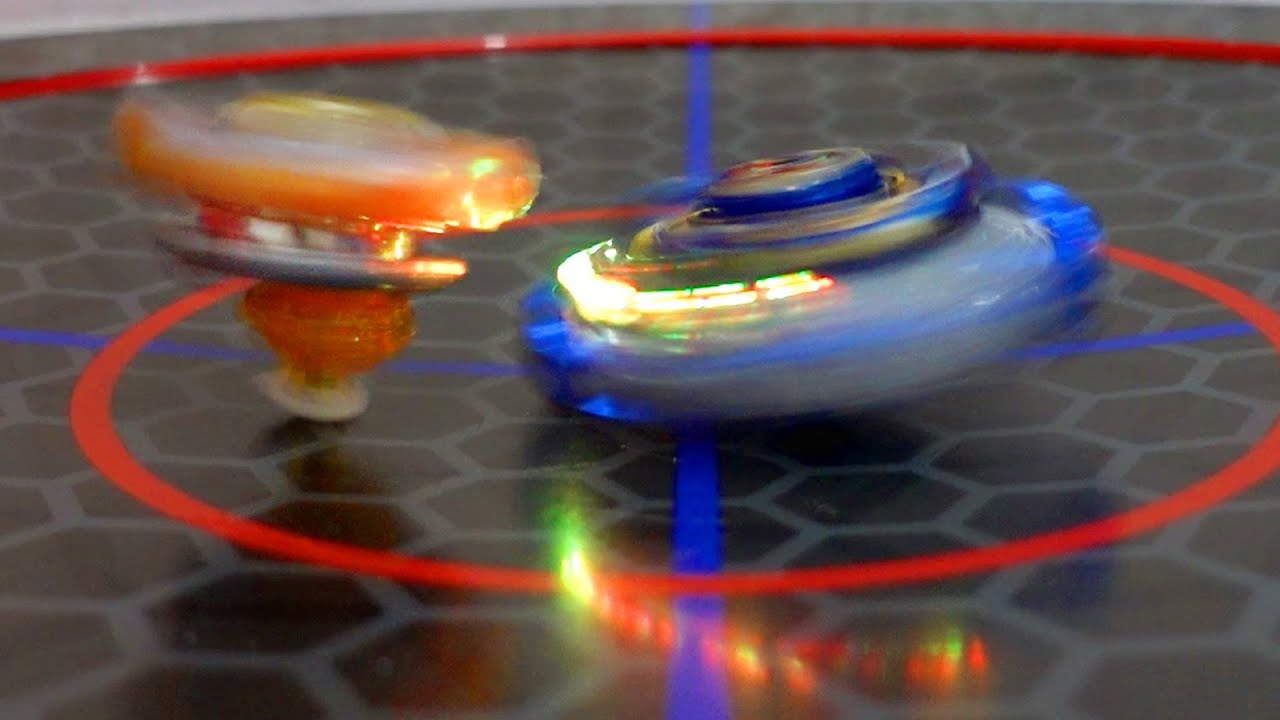 Glowing Valkyrie Bursting Savior Perseus in Slow Motion! Beyblade Burst DB