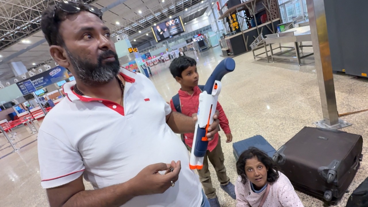 Airport Pe hui Badi Gadbad! Security Clearance Drama – Keshu Ki Toy Gun Ne Kar Diya Sabko Alert