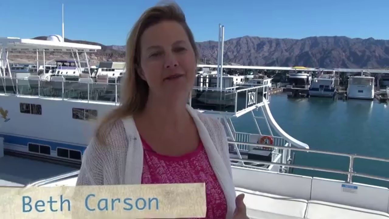Houseboat Tour on Lake Mead