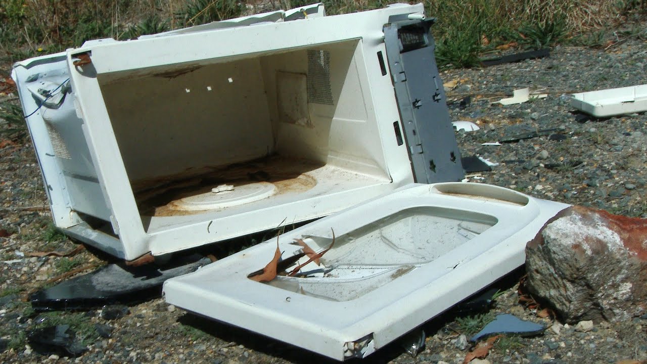 Smashing a Panasonic NN-S688WA Microwave Oven
