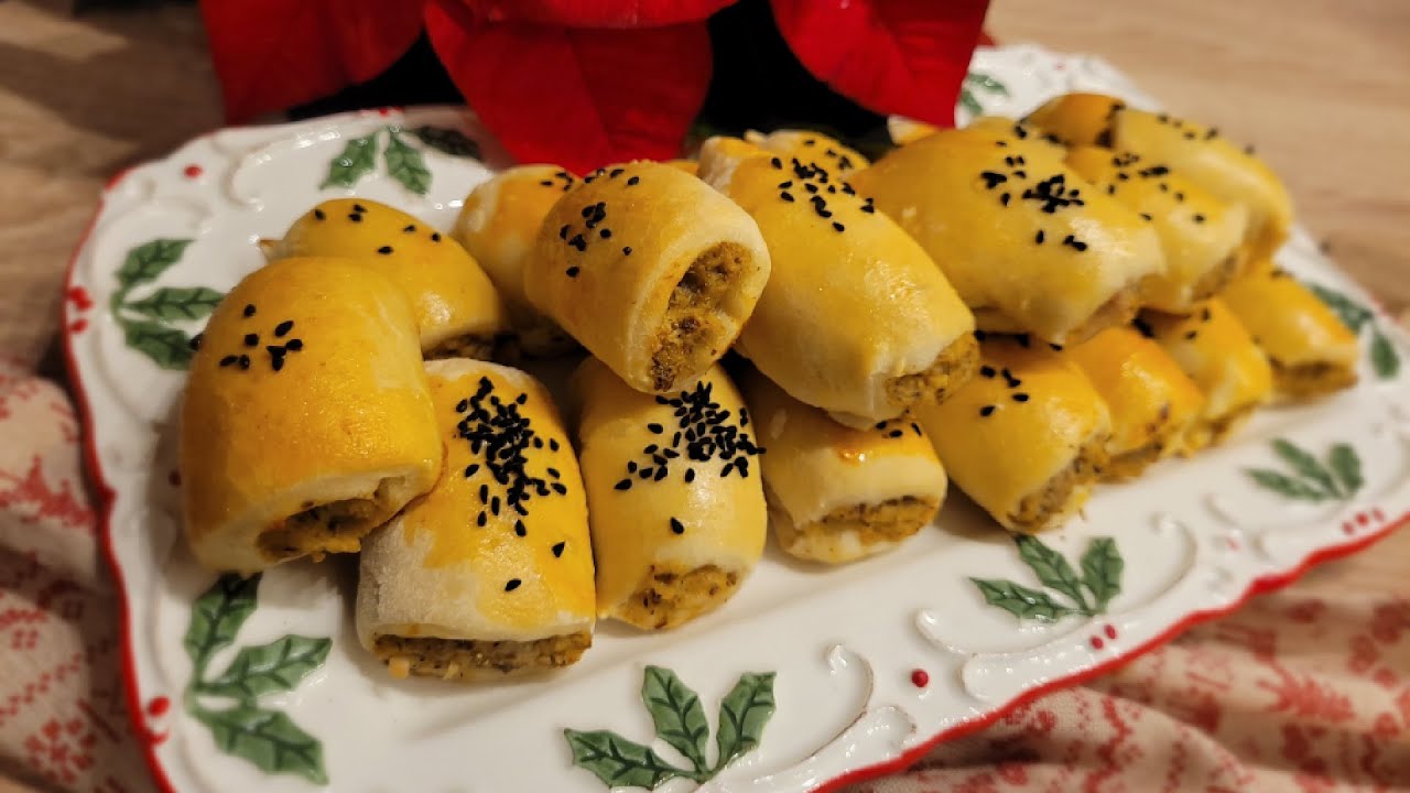 Prosty przepis na pyszne mini paszteciki z mięsem i pieczarkami