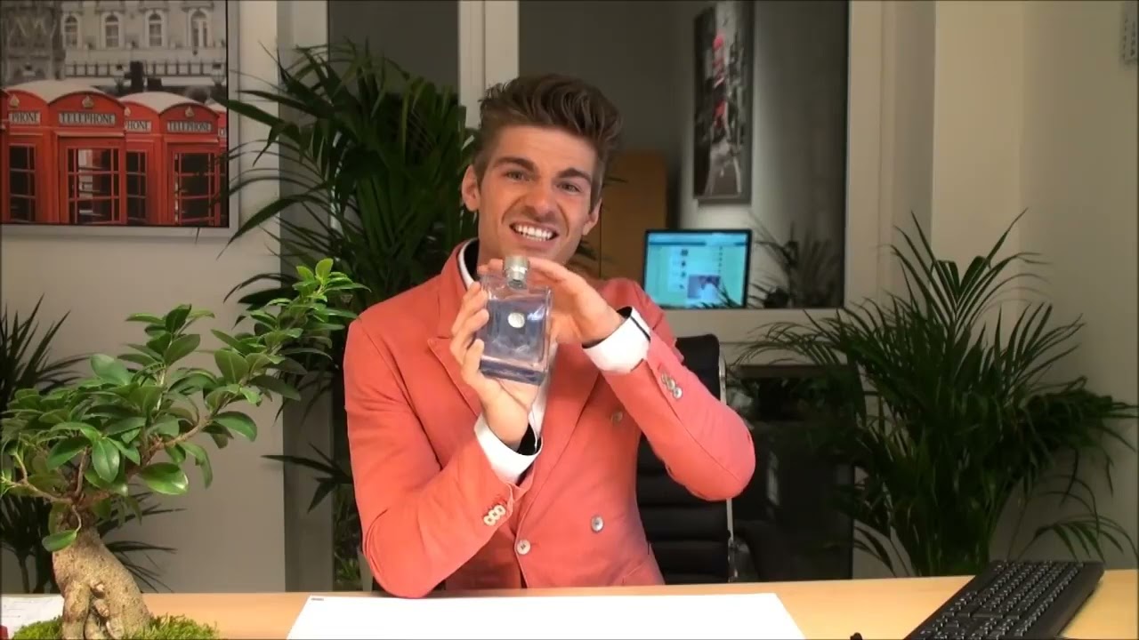 Versace Pour Homme - Jeremy Fragrance (Deleted Video)