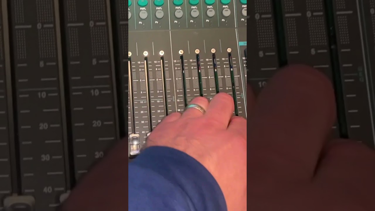 Allen & Heath SQ-5 Fader Issue #mixeraudio
