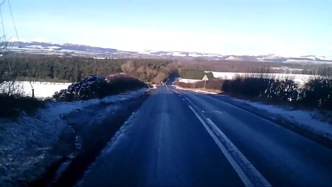 A698/A68 Coldstream, Kelso & St Boswells - 2013 DAF CF75 360hp