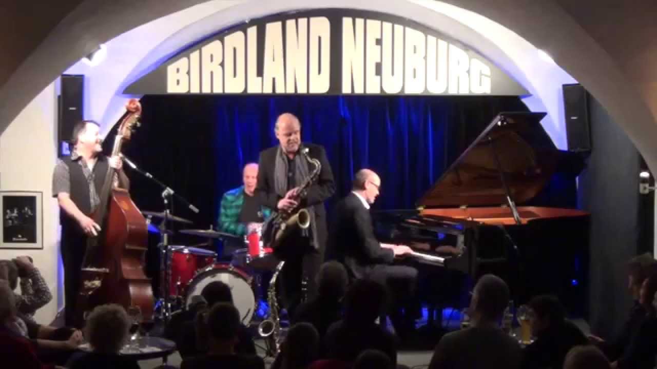 Frank Muschalle Trio feat. Stephan Holstein - 