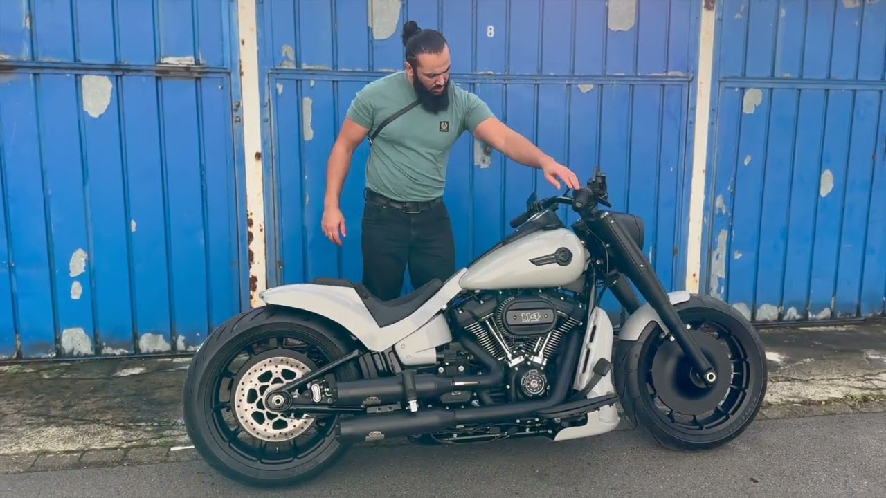 Harley-Davidson Fat Boy 114 Amazing  Sound