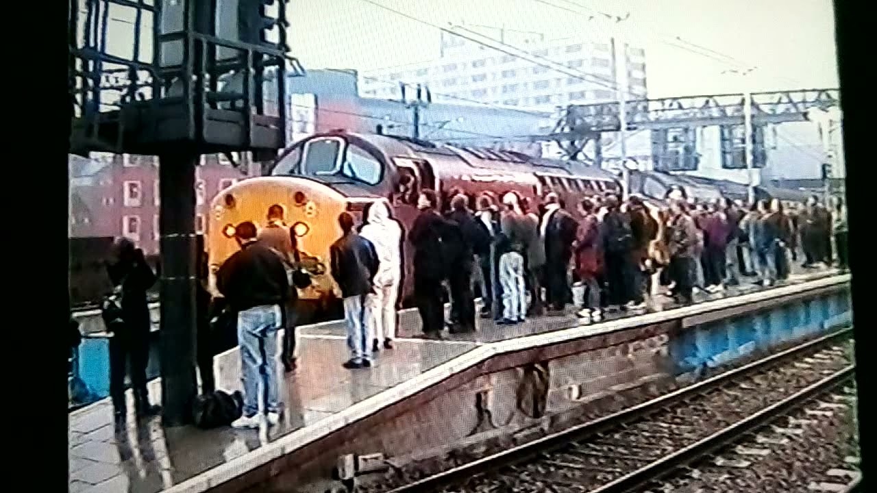 37712 & 798 erupts Leeds