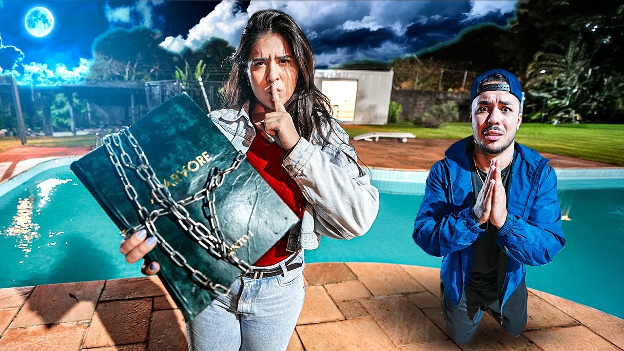 INVADI A CASA DO BRUNO BARRETO E ROUBEI O LIVRO DA ÁRVORE!