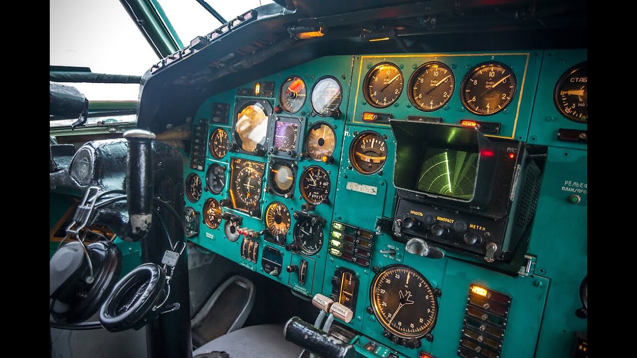 Tu-154m: Landing at Vnukovo airport (UUWW)