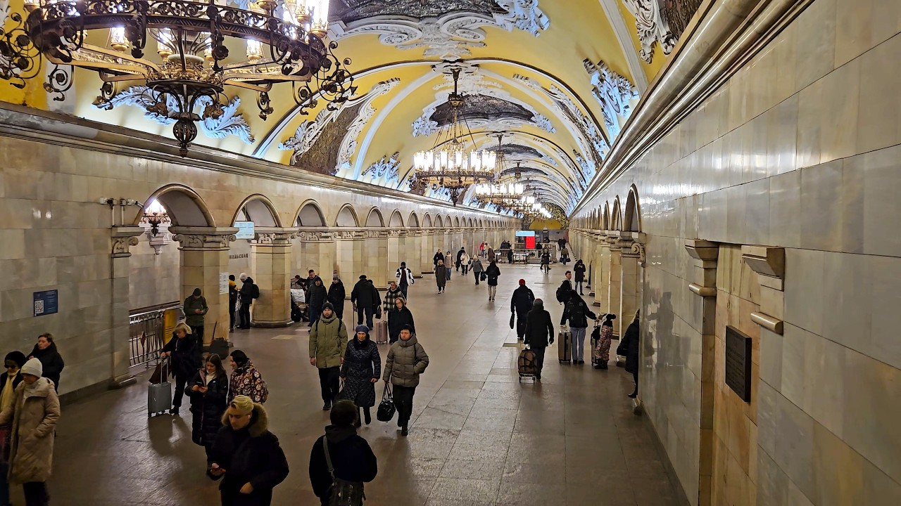 Московское метро - шикарные станции кольцевой линии