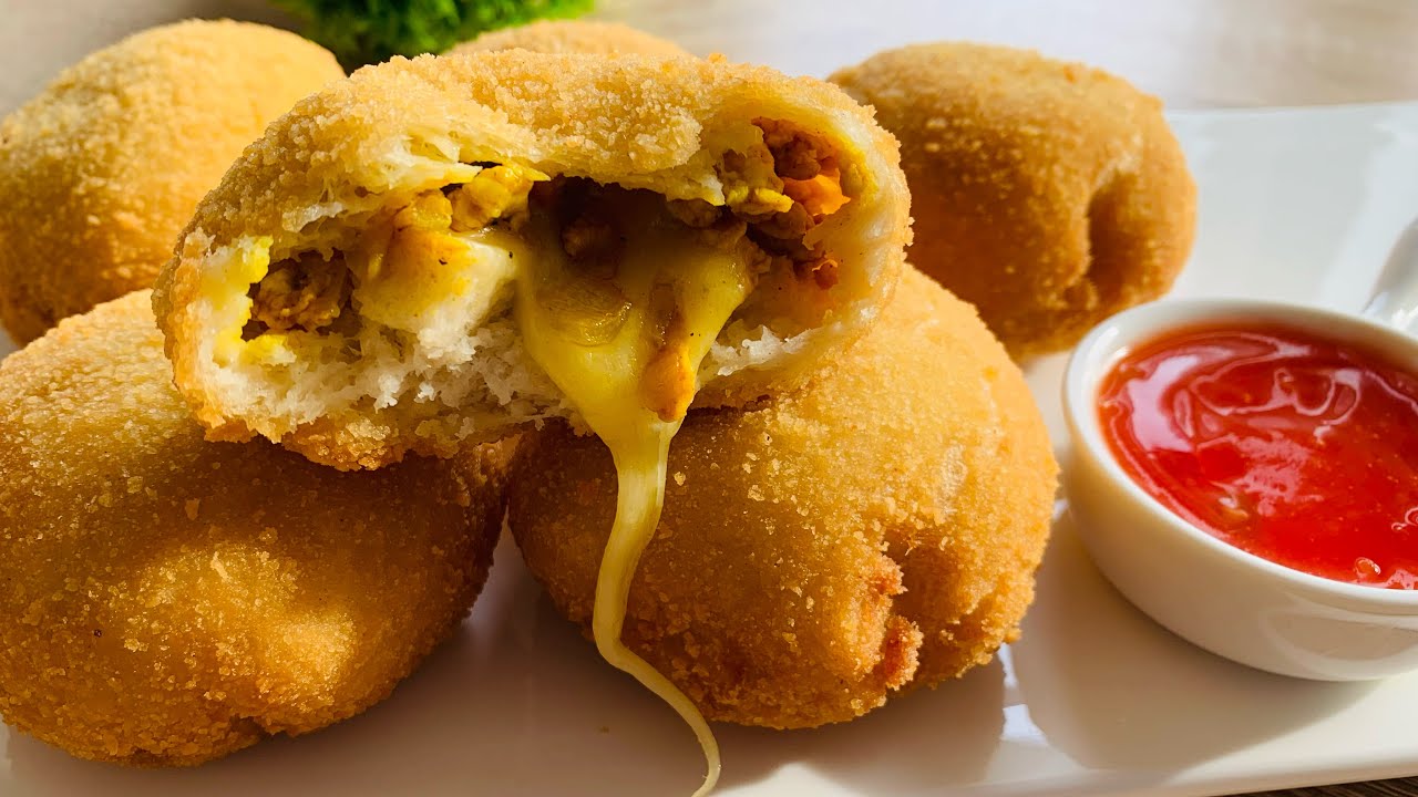 Boules de pain de mie farcies au poulet | Chicken Stuffed Bread Balls | Les casseroles de Bineta