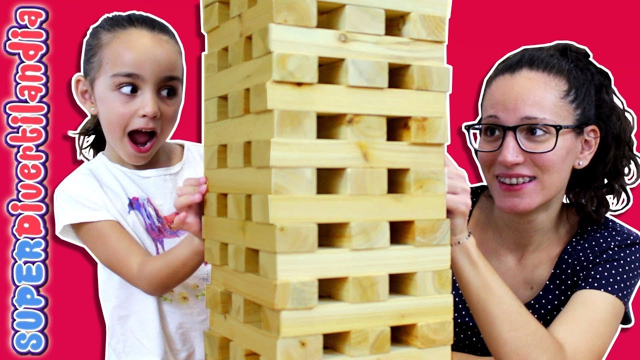 #Jenga Gigante! Tumbling Stacking! Andrea y Raquel em SUPERDivertilandia.