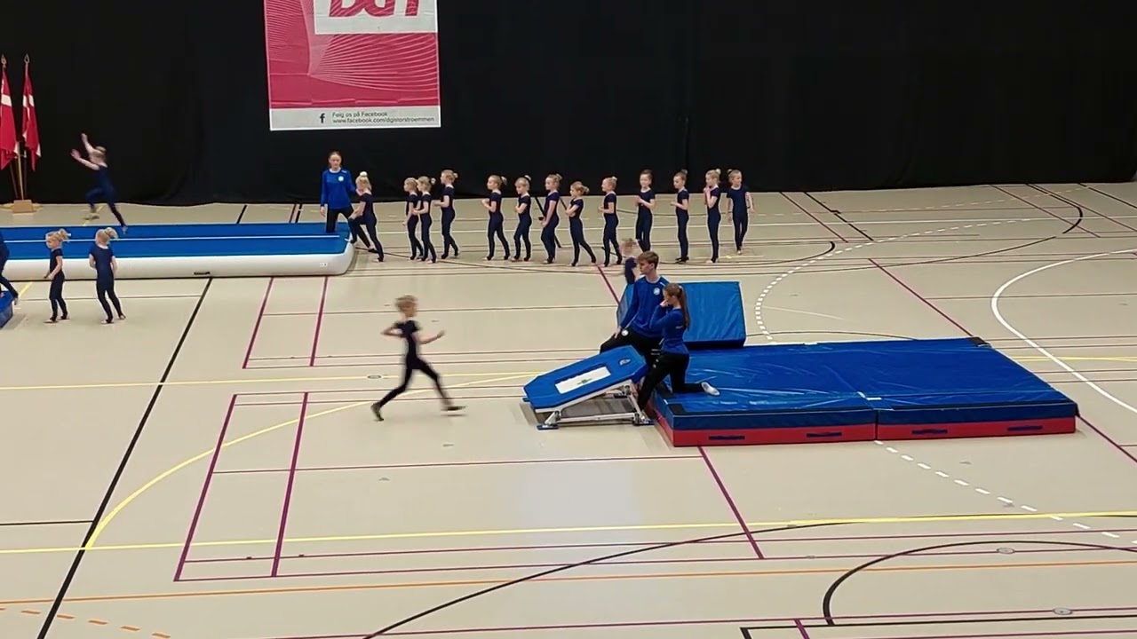 LNI Springpiger 6-8 år. DGI forårsopvisning, Arena Næstved, 11. marts 2023