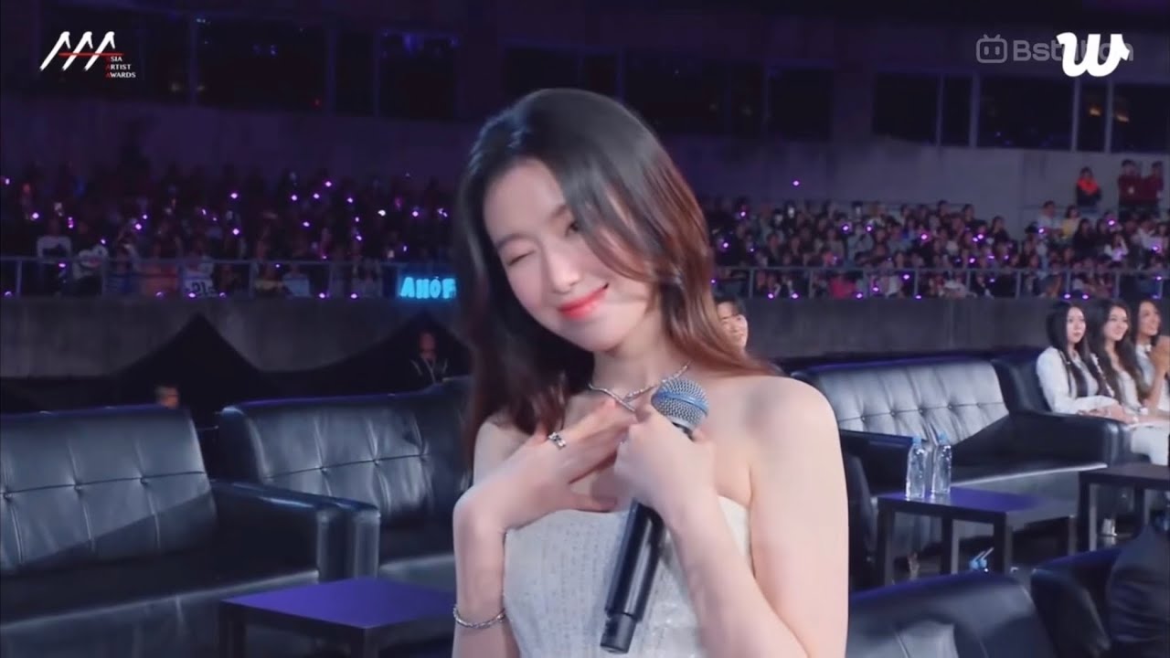 [251206] SHUHUA Cut at Asia Artist Awards AAA 2025 (ft. YUQI, IU & HMLYCP)