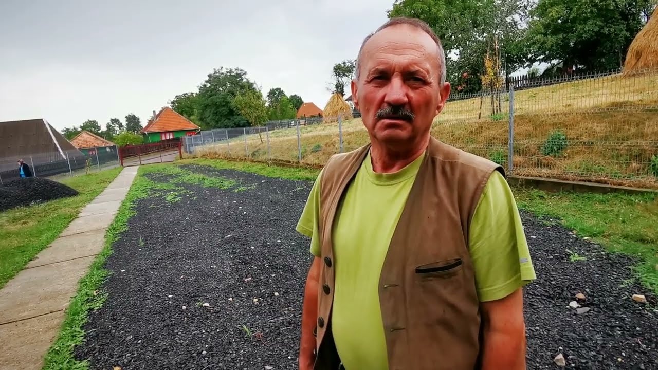 Bătrâna, cel mai pitoresc sat din Ținutul Pădurenilor