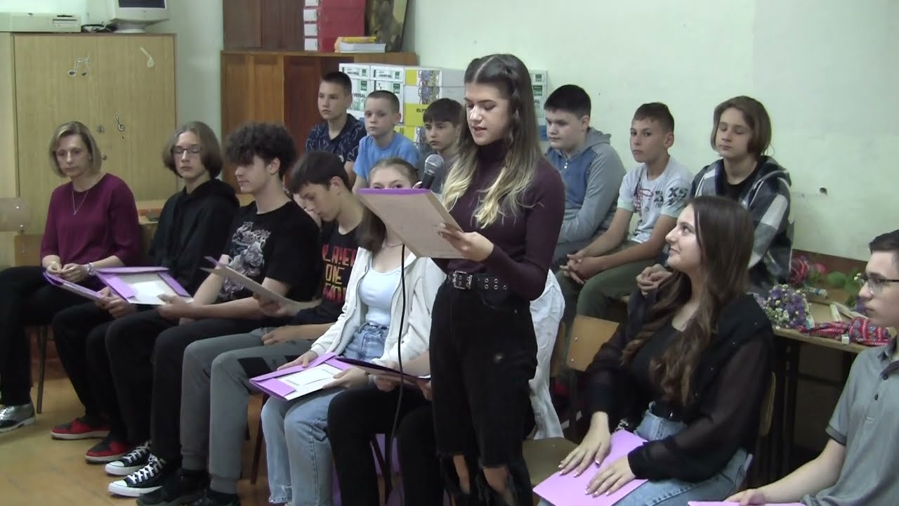 Nyolcadikosok ballagása az iskolában 2023.06.06. / Испраћај осмака 06.06.2023.