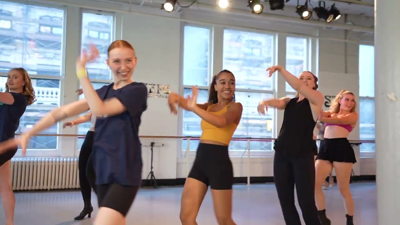 Summer Study NYC 2022 | Steps on Broadway