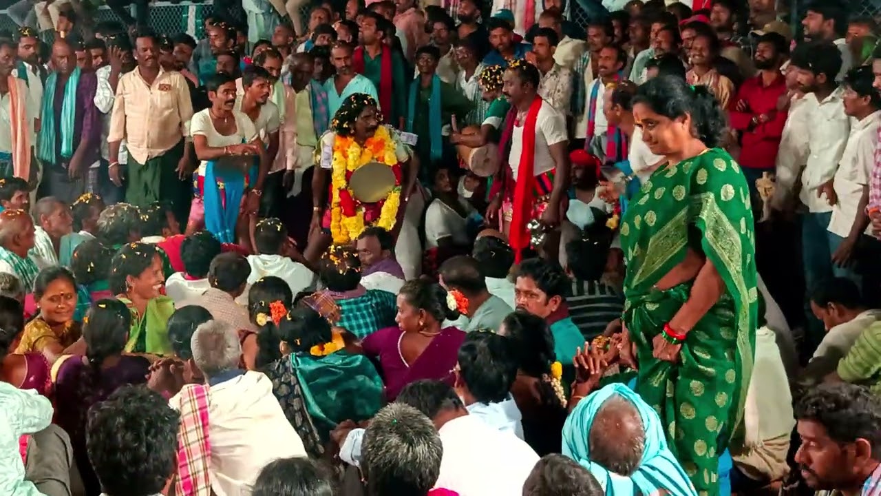 ఉప్మాక తీర్థం లో చినదొడ్డిగలు తప్పెటగుళ్లు