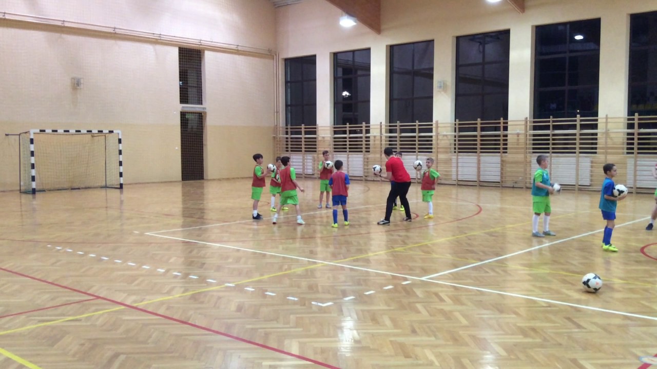 Zabawa   zmiana miejsc kon 1