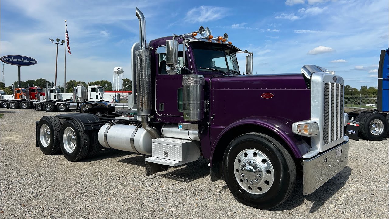 2016 Peterbilt 389 Glider Kit Daycab with 3406E CAT & 18 Speed! 46k Rears & Full Lockers!