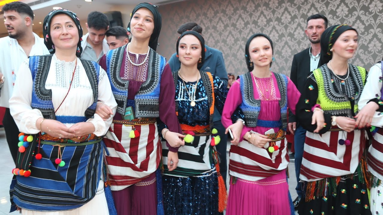 Bizi Bu Hallere Koyan Biri Var -Cesarettin Yamaç (CESİ)