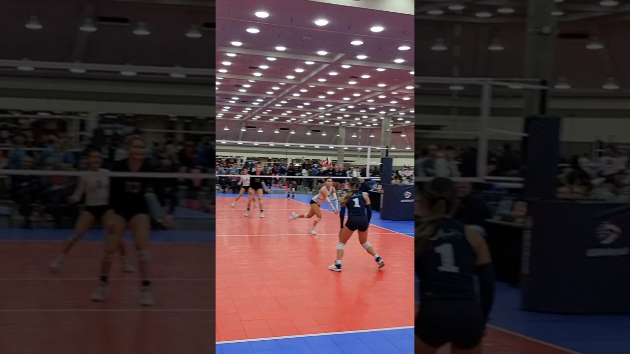 Making the most of a difficult pass. #libero #dmoon #volleyball