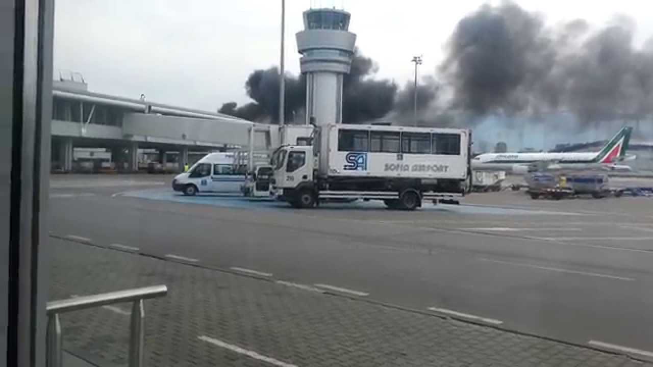 Pojar na letishte Sofia