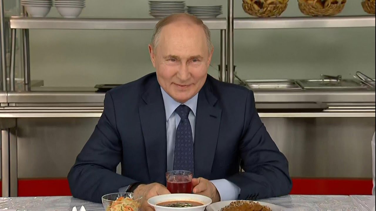 «Смотря, что закусывать!»: Владимир Путин рассказал, что любит больше — огурцы или помидоры