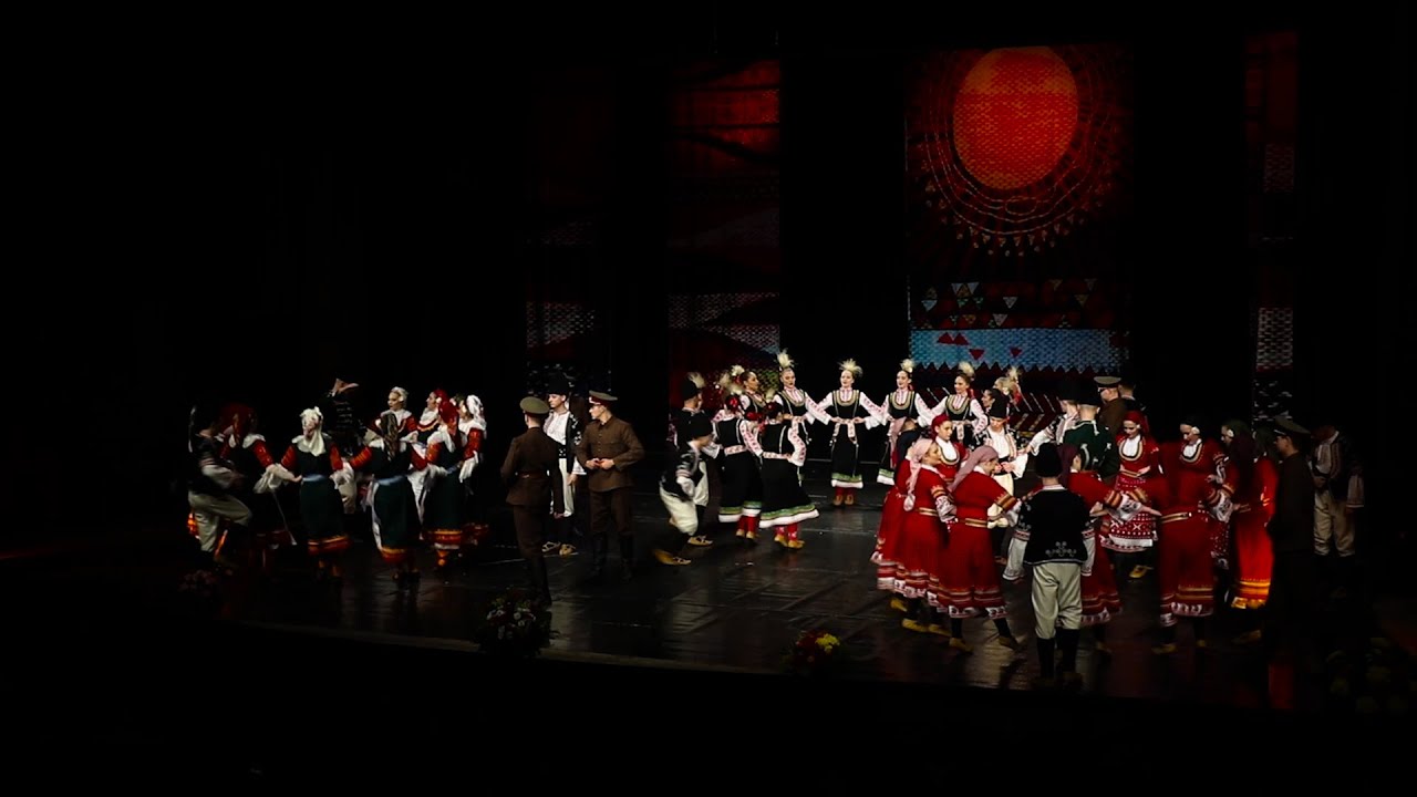 Фолклорен концерт „Да бъдем заедно”