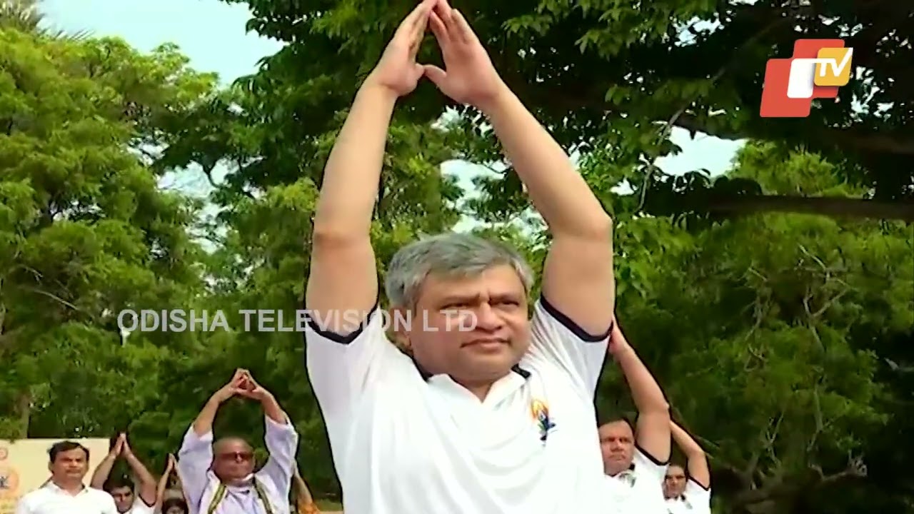 Railway Minister Ashwini Vaishnav leads Yoga Day celebrations in Korank