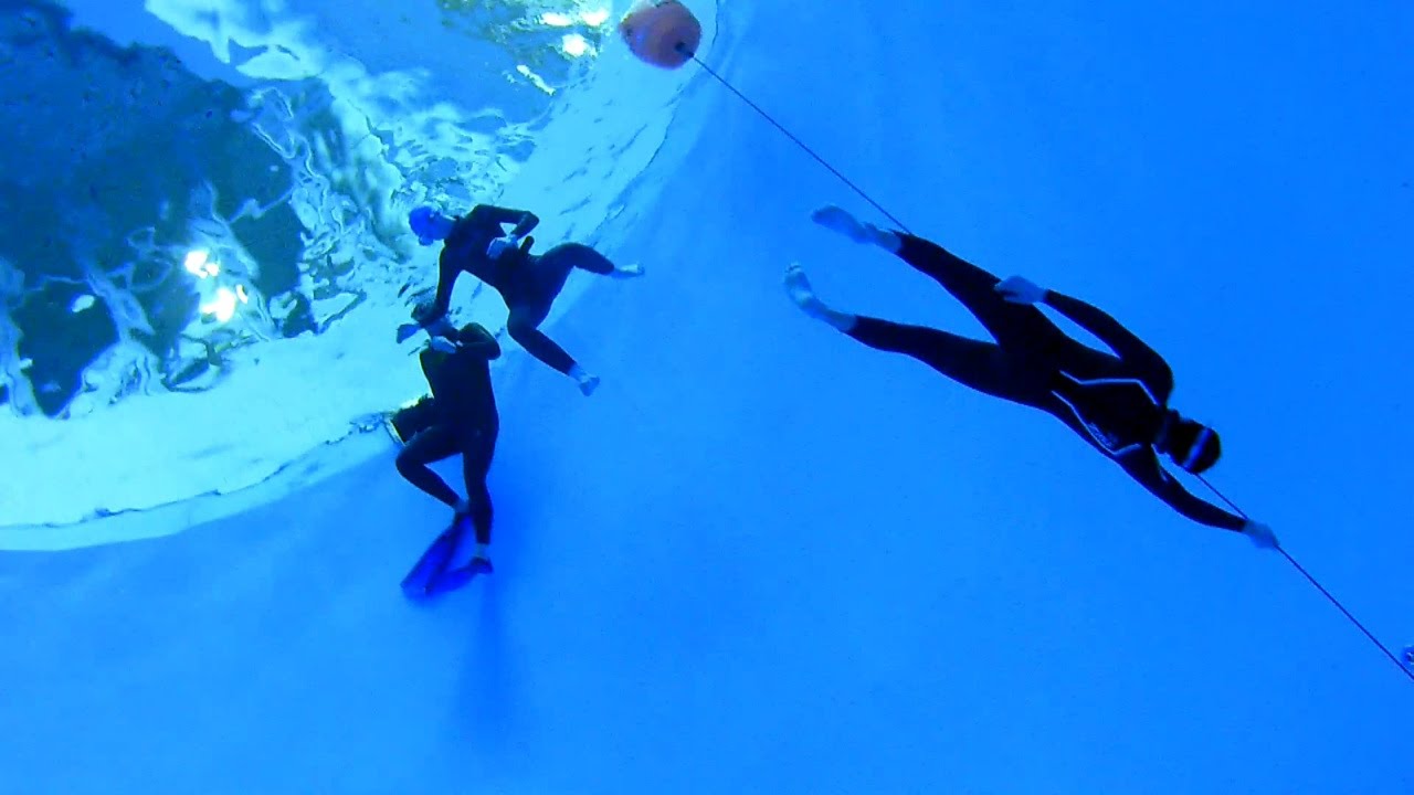 Freediving in the tube Trening w tubie  7 m tuba Aquadrom ruda Śląska