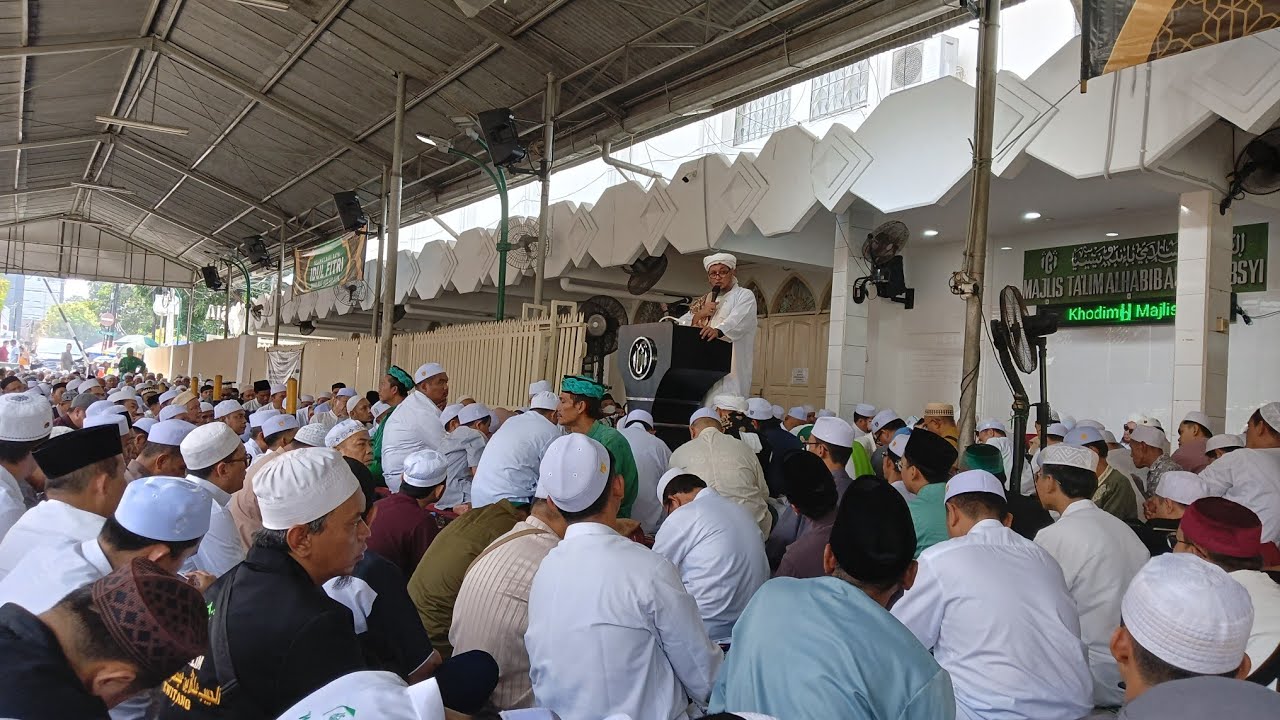 Pembukaan Majlis Ta'lim Al Habib Ali Al Habsyi Kwitang