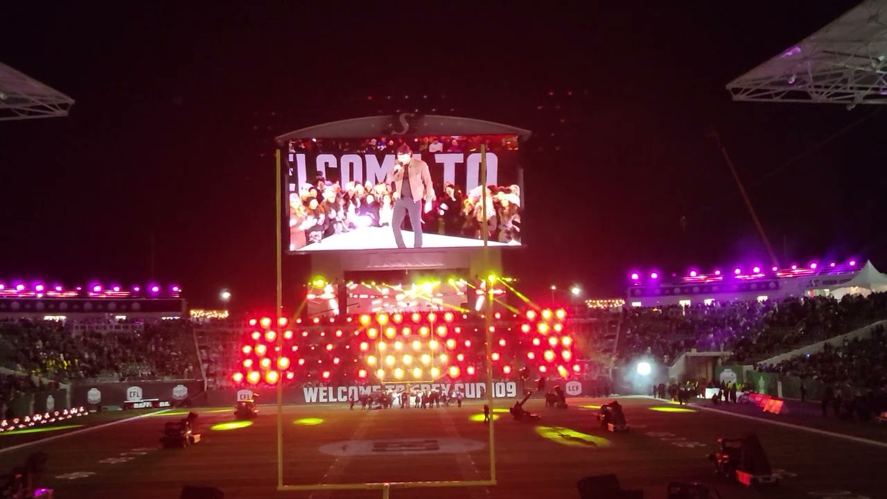 Tyler Hubbard, Josh Ross, & Jordan Davis Perform The 109th Grey Cup Halftime Show