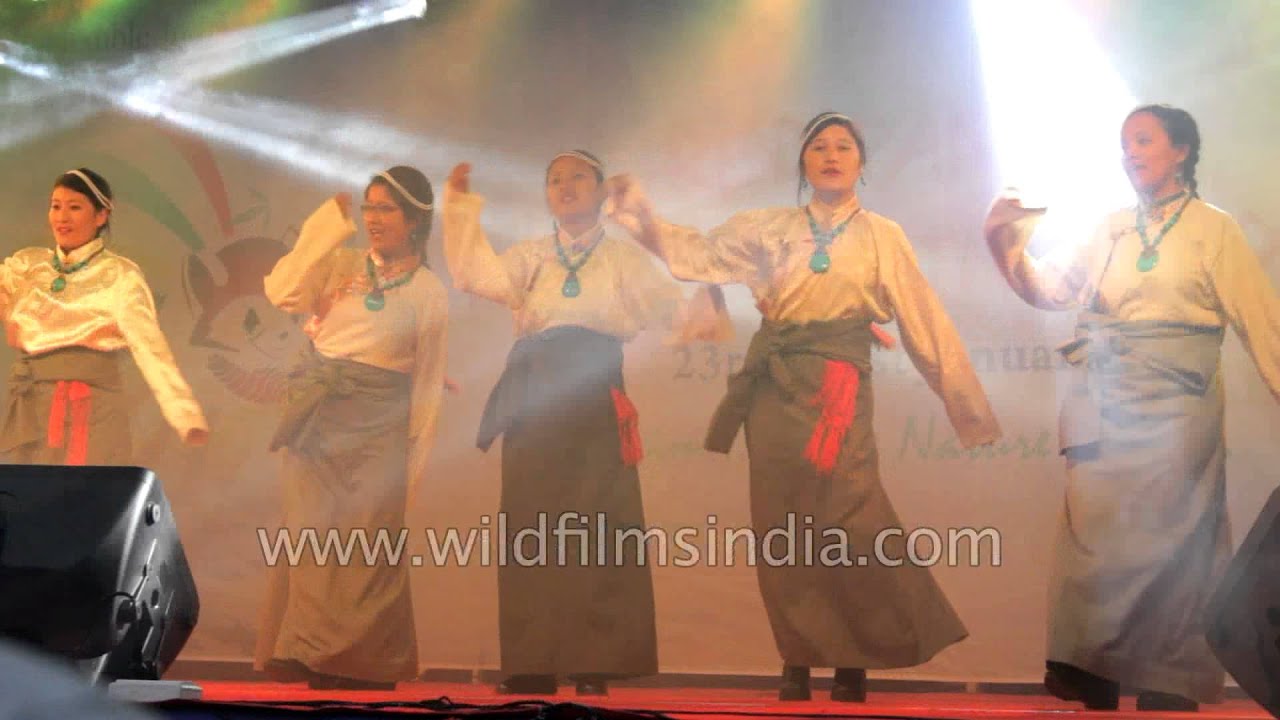 Tibetan women dance to 'Panggyen metok' song by Dubey in Sikkim