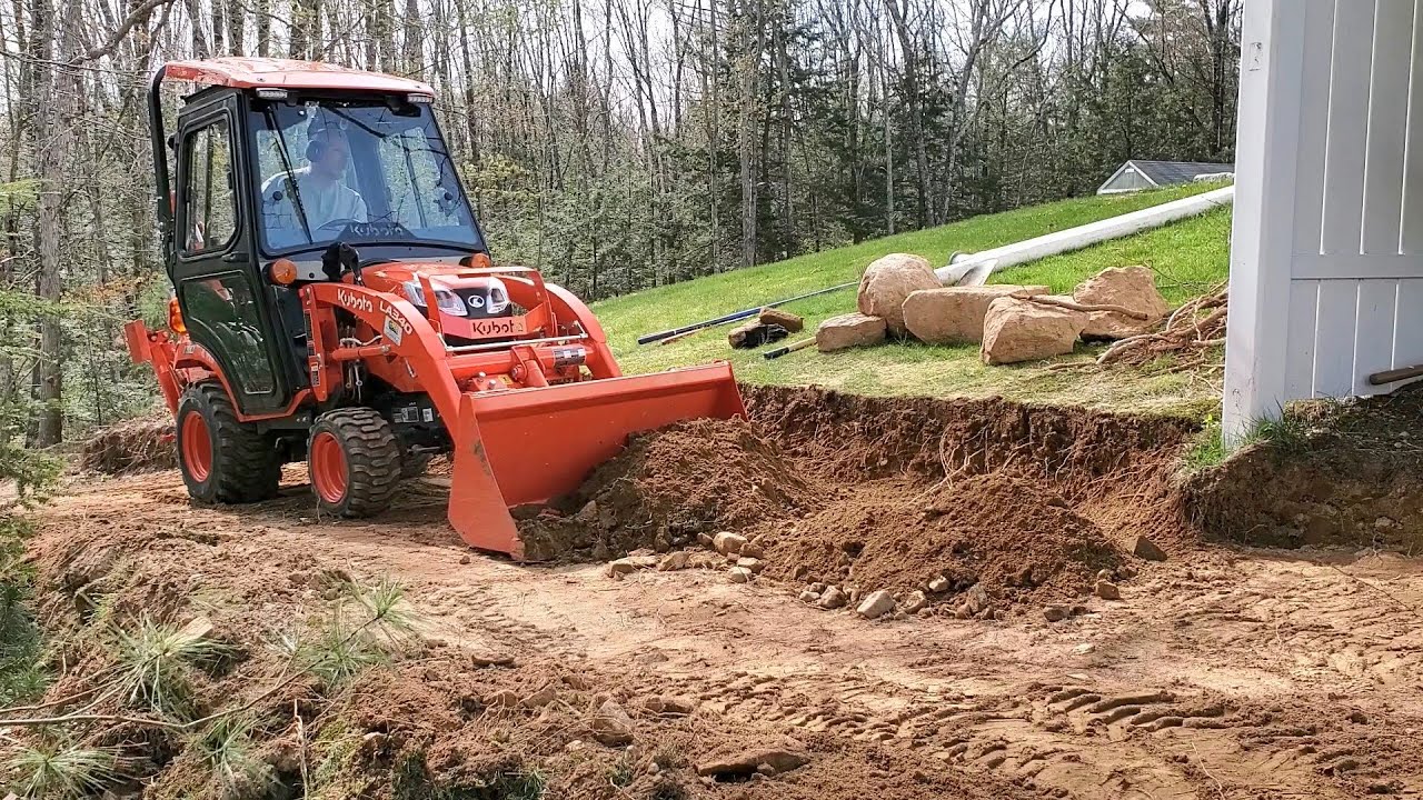 Покорение склона с 22-сильным мотоциклом Kubota BX23S