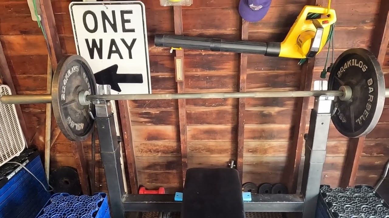 Shout Out to Grim Hope! First Bench Pressing in 7 Months @thehungertrains440