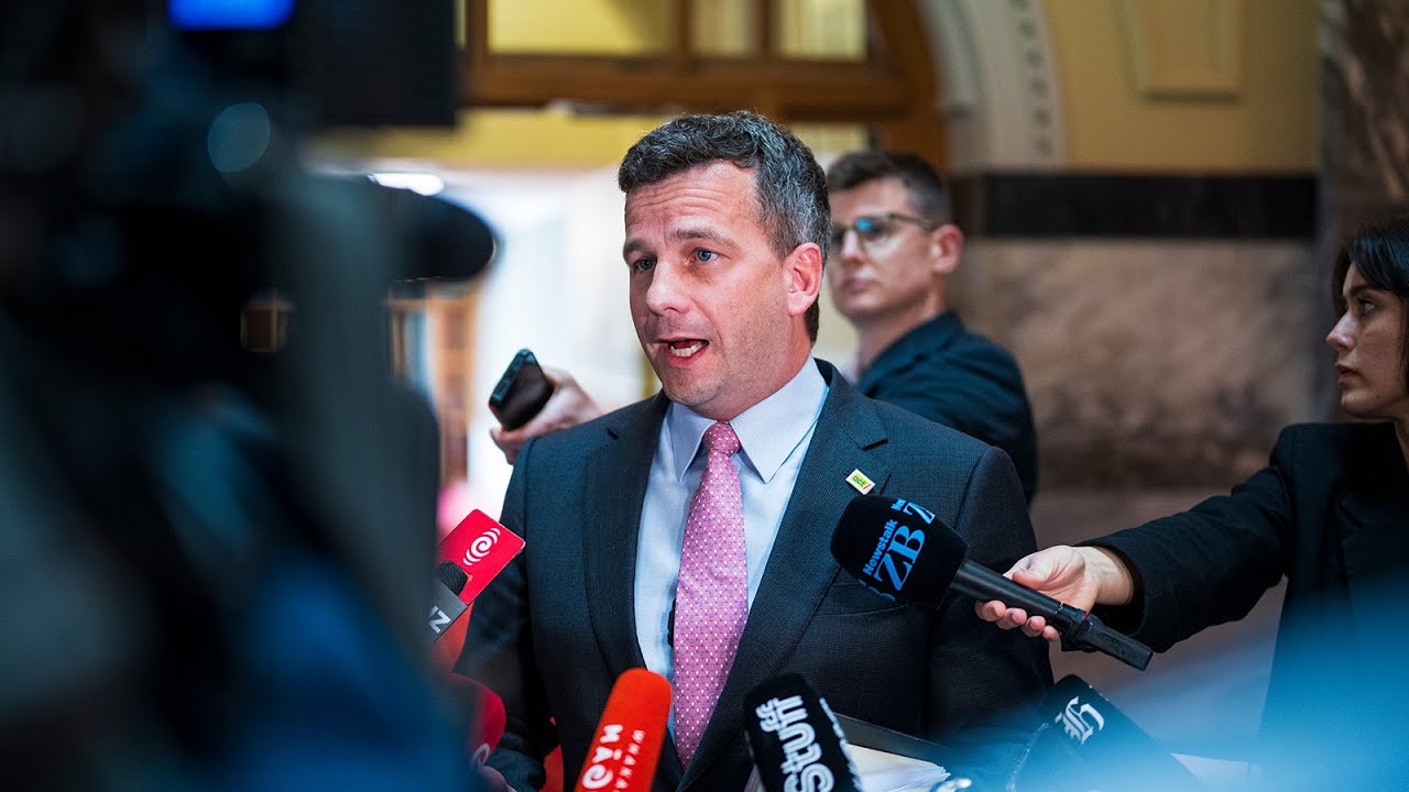 David vs the Media: FINALLY making politicians accountable to the public