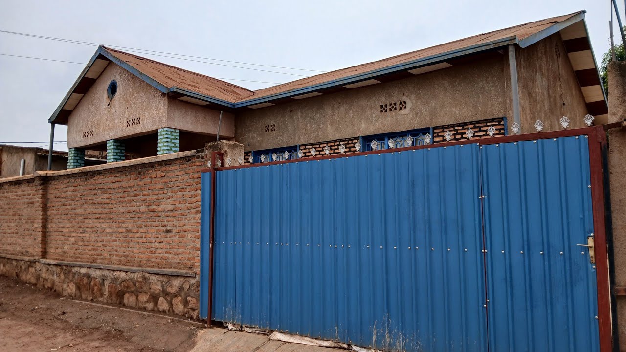 Iyinzu iriho imiryango yubucuruzi iri hafi yakabuga  ishaka 25M 0782174380 