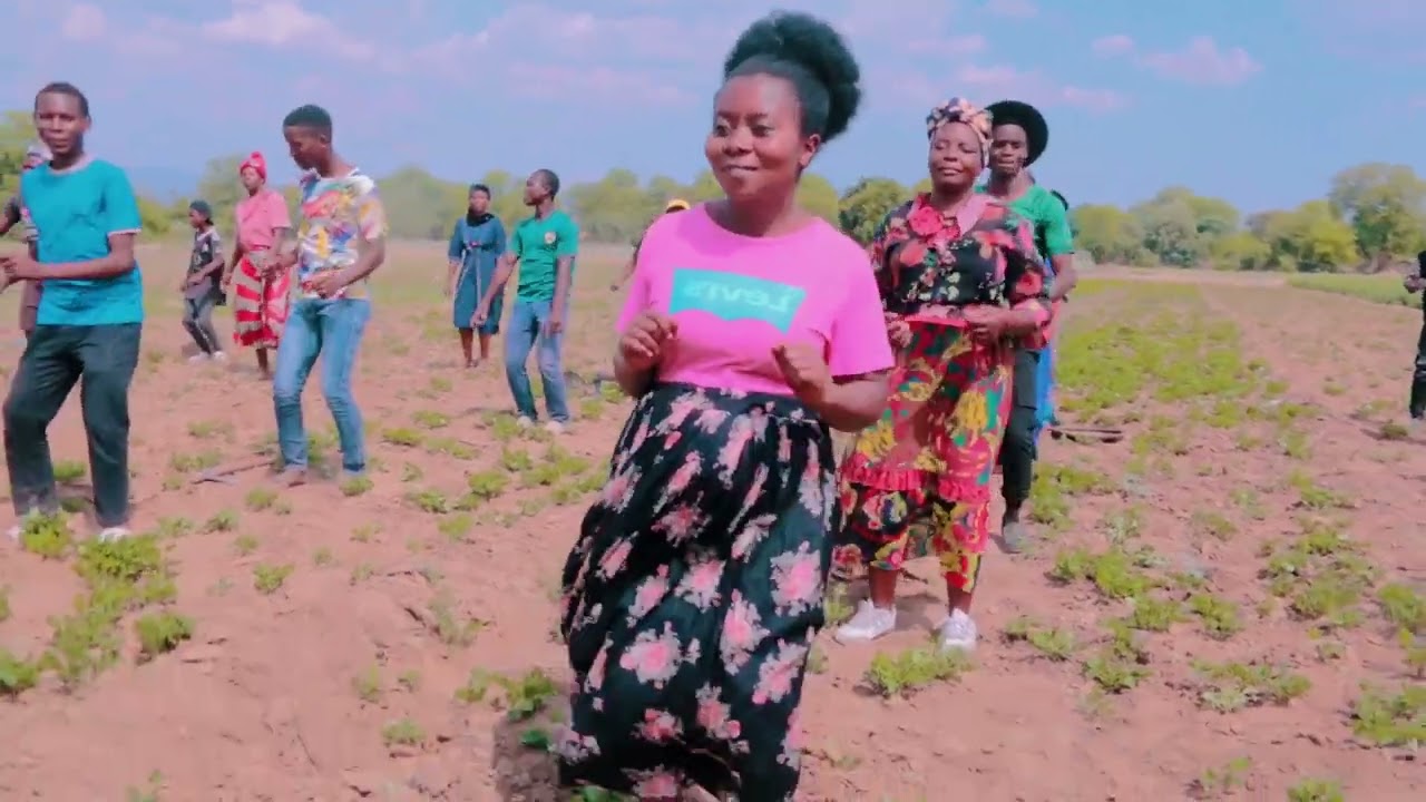 Espoir wakiza - Mumazuva Eupenyu Ndidzisei Baba Kufamba Nemi (official video)