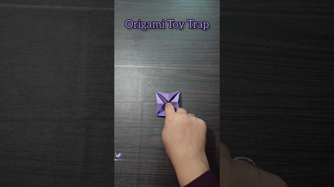 Quick Origami Finger Trap: Craft and Play in Seconds! 🌟🤹