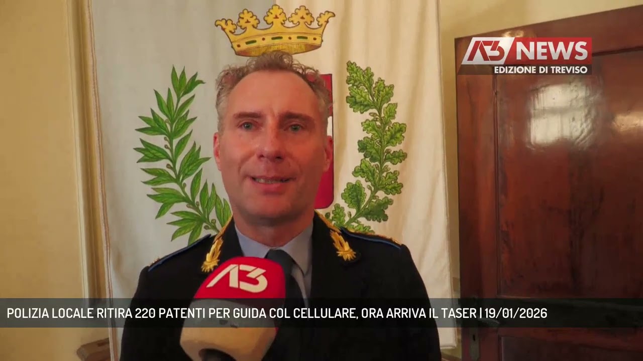 POLIZIA LOCALE RITIRA 220 PATENTI PER GUIDA COL CELLULARE, ORA ARRIVA IL TASER | 19/01/2026