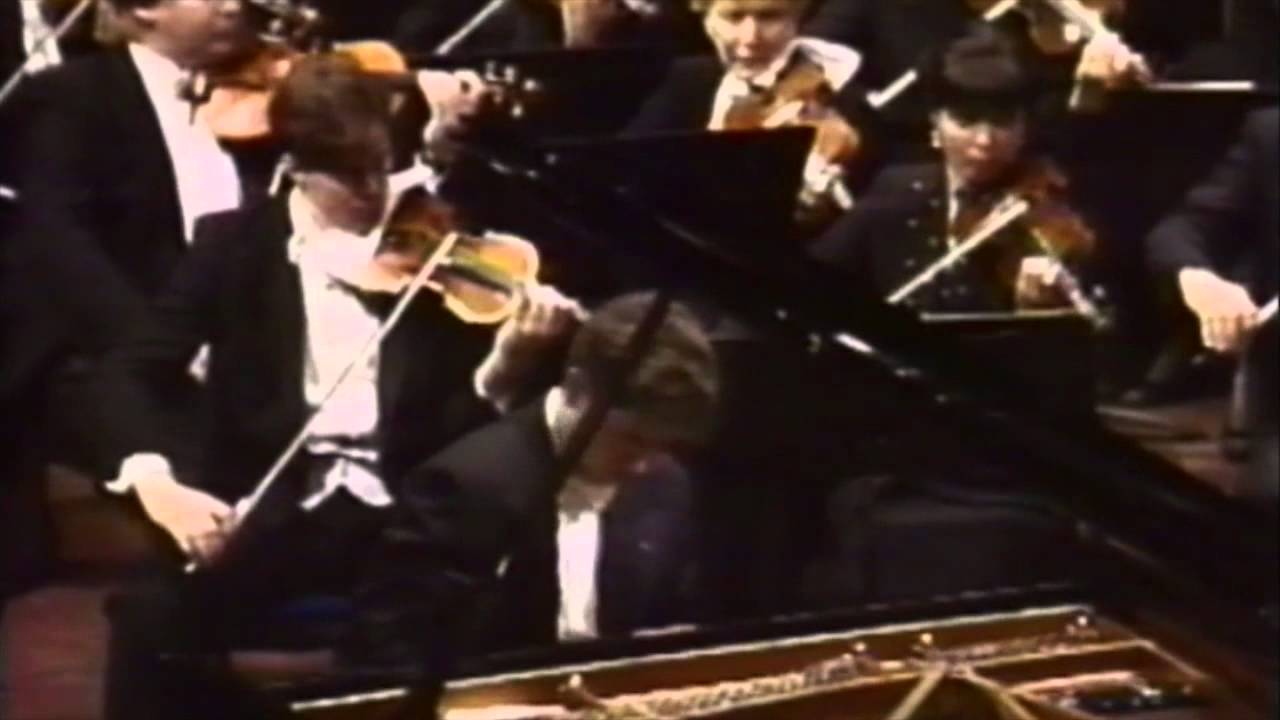 SIMONE PEDRONI - RACHMANINOFF Piano Concerto n.2 op.18 (II)