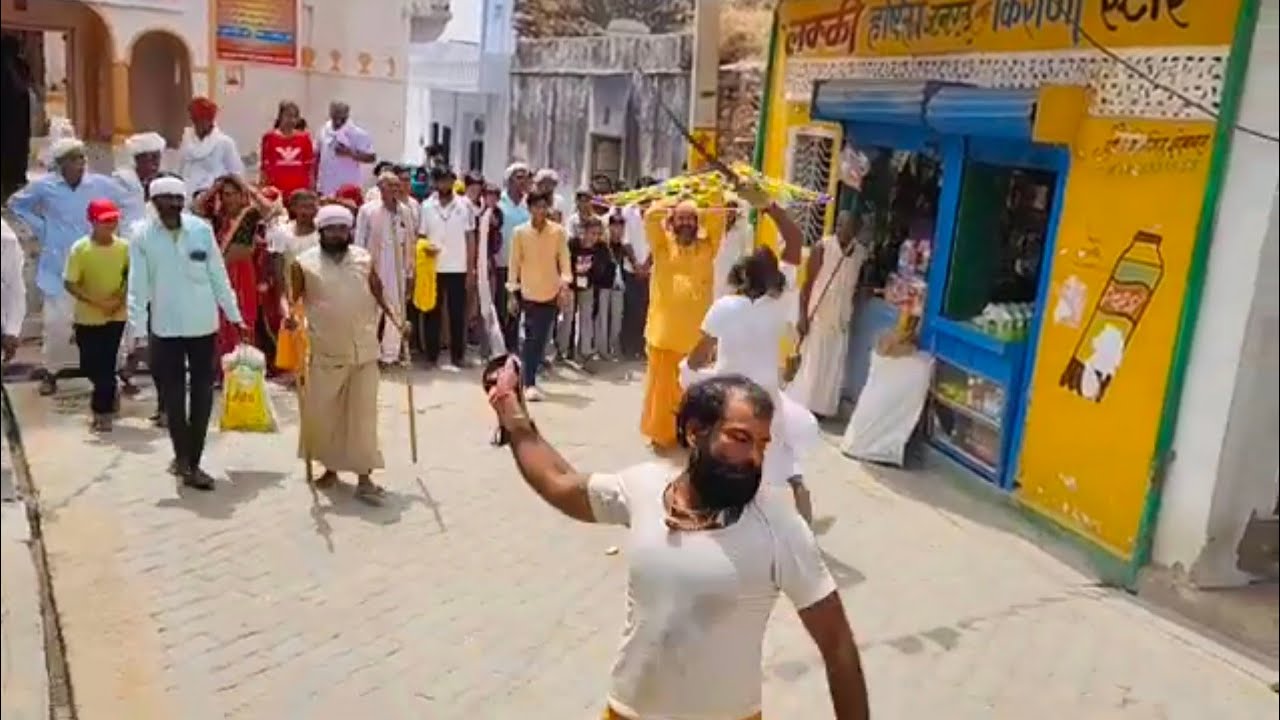 झाड़ली में बाबा भरत दास जी महाराज के आश्रम बालाजी मंदिर में निकली साधु संतों की ऐतिहासिक यात्रा।।