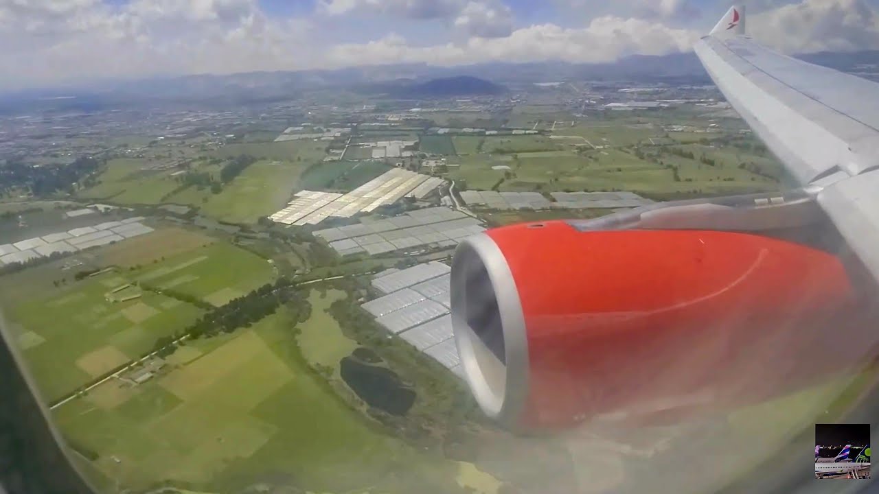 Avianca A330-300 landing Bogota El Dorado Airport |HD|