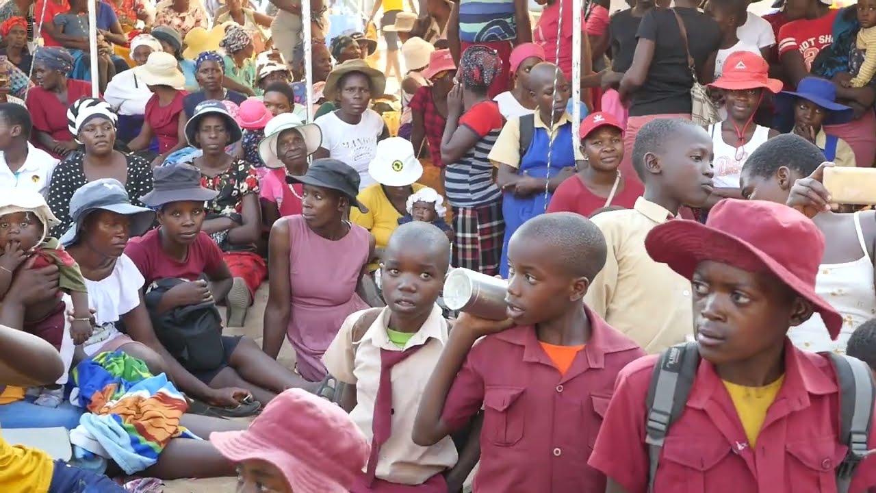 GODOLUDE @ Lupane  ngelanga labalimisi