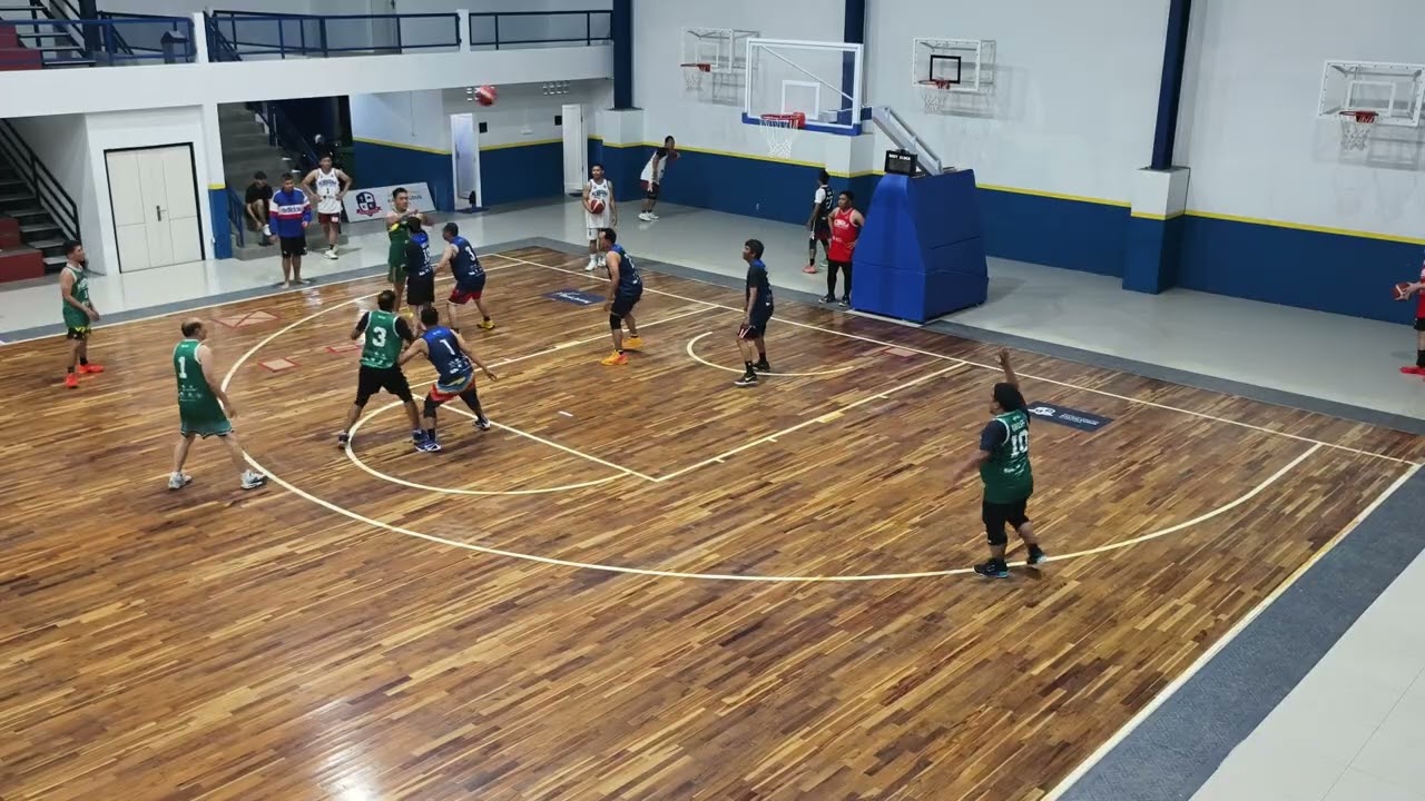 biru vs hijau
