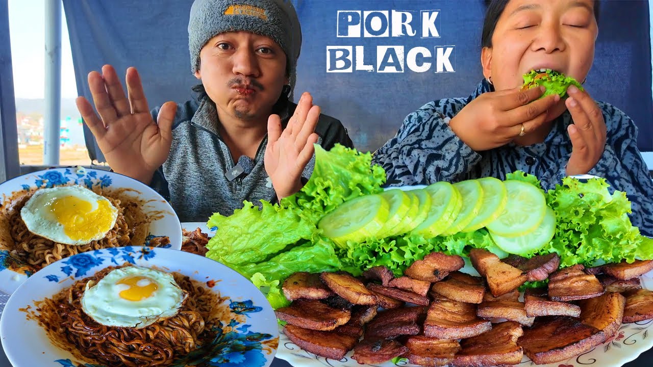Pork Belly Sekuwa, black beans Ramen noodles with sunny side up Eggs | Yum